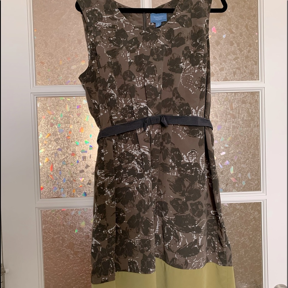 Simply Vera - Vera Wang Dress